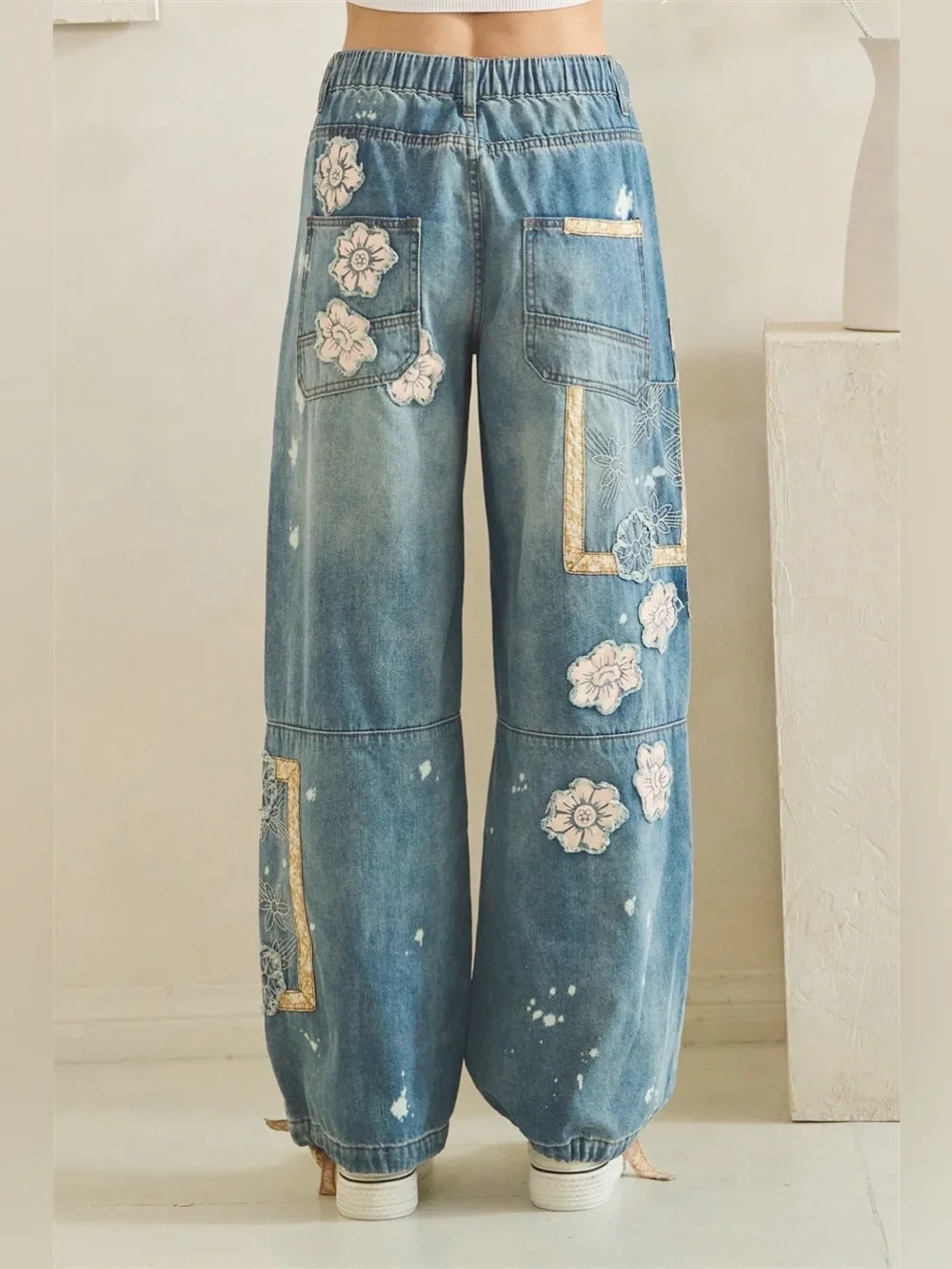 Oli & Hali Floral Block Patched Denim Pants - Picture 2 of 6